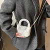 El çantaları moda çocuklar elmas damalı ins kızlar metal mektup çiçek zinciri bir shoder çanta çocuk pu deri crossbody kova çantası d dh2at