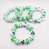 Bracelets de charme 2024 Fashion Green Clover Perles en bois pour hommes Femmes Saint-Patrick's Day Irish Brick Bracelet Bijoux de vacances