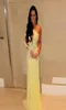 Vackra spetskvällsklänningar 2019 One Sholder Long Sleeve Yellow Applicants Besded See Through Design Formella prom -klänningar Mermaid1799278