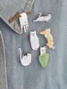 Cartoon Funny Cats With Banana On Branch Design Brooch Pins Badge Pin Back Button Corsage Men Women Child Jewelry6791067