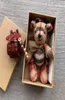 Keychains Luxury Brands Kawaii Bear Keychain Vintage Cartoon Toy Poll Car Charm Ornamenten Key Ring voor dames tas accessoires juwelen juwelen 3054712