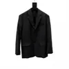 Abbigliamento designer di alta qualità Casta minimalista nera con abito di grandi dimensioni Fit etichetta alla moda