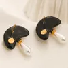 20Style Fashion Simple Luxury 18k Gold plaque d'oreille Design design Hoies d'oreilles de champignon en acier inoxydable