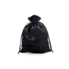 Enveloppe-cadeau 10pcs / lot sacs satin noirs pochettes de sac brillant 2 taille Favor Goodies bijoux affichage emballage peut être personnalisé