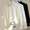 T-shirts pour femmes Hollow Out Gauze Broting Blouse Spring Fashion Slim Tempérament Stand Collit Top T352