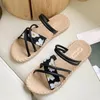Slippers Comfort Sapla de sola macia Sapatos leves para mulheres sandálias planas senhoras de verão moda casual slides de praia