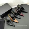 2024 Saltos femininos Lee Espelho de qualidade Genuíno slingback Sandal Stiletto Salto