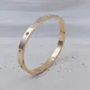 Pulsera de tornillo de diseñador moda Joya de lujo Pulsera de moda 18K Gold Titanium Steelium Diamond Implaz de mujeres Men Día de Acción de Gracias