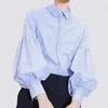 女性用ブラウス2024プラスサイズのシャツ女性ブラウスルーズウエスタンスタイルストライプスプリングデザインセンストップ気質
