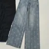 2024 calça de jeans feminina calça clássica e minimalista Europeia e americana Carta completa Hot Diamond High Waist