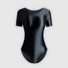 Kvinnors badkläder sexiga kvinnor silkeslen glansiga japanska baddräkt i ett stycke oljiga strumpbyxor Shapewear Shiny Short Sleeve Bodysuit Plus Size Men's