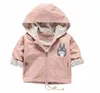 Nouveau Spring Autumn Girls Windbreaker manteau bébé enfants Totoro Hooded Outwear Cartoon Baby Kids Coars Veste Enfants Vêtements 2010164926138