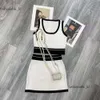 Chandal Designer Wysokiej jakości luksusowa moda damska dwuczęściowa sukienka kamizelka mini krótka spódnica Zestaw streetwearu top mała literowa dzianinowa szczur 167