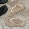 SP City Summer Fashion Gepersonaliseerde dames clip teen sandalen Studenten dragen eenvoudige solide strandvakantie Flip Flops Soft Slipers 240409