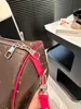 Багажная стеганая кожаная сумка для туристической сумки высококачественная модная сумка для перекрестной сумки Canvas Кожаная трассовая сумка для застежки -молнии на молнии сумки на молнии