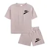 Kids Summer Brand Leisure 2PCS O-Neck korte mouw t-shirts broek pakken 1-13 jaar jongens meisjes meisjes casual outfits kinderkleding kinderkleding