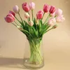 Fleurs décoratives Silicone tulipes bouquet réaliste 5 têtes réelles tactiles fausse fleur fleur de haute qualité artificielle