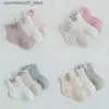 Chaussettes pour enfants Nouvelles paires / lot de chaussettes pour bébés hiver et automne filles coton nouveau-né accessoires préscolaires Q240413