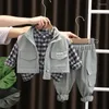 Vêtements ensembles Kid Boys Automne Suit 2024 Spring Children Coréen Handsome Vêtements Baby Vest Shirt Pantal