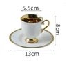 Cups schotels Witte lange keramische beker Saucer Restaurant Huisfeest Afternoon tea Creatief Gift Delicate gouden koffie en set