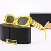 Модные роскошные дизайнерские солнцезащитные очки для мужчин и женщин с премиальными металлическими рамами UV 400 Поляризованные солнцезащитные очки на открытом воздухе пляж