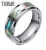 Tigrade 68 mm Green Agryone Inclay Tungsten Carbide Rague pour l'homme Polied Finish Mens Band de mariage Mode Bijoux Y11248366473