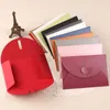 Enveloppe-cadeau 100pcs / lot-10.5 7cm enveloppe de papier Love colorée Love Heart Clasp enveloppes Invitation de mariage Gilt