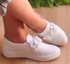 Chaussures décontractées grandes taille féminine de loisirs à fond plat au printemps et automne 2024 Fashion Lefu