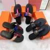 Toptan Kurt Geiger Slaytlar Flip Flops Terlik Kadın Sandalet Dikiş Lüks Gökkuşağı Terlik Tasarımcı Slaytlar Düz Ayakkabı Kartal Kafa Elmas Toka Plus