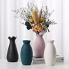 Vase Nordic Style Creative and Minimalist Coloryful Ceramic Vase-乾燥した新鮮な花の家のインテリア装飾に適しています