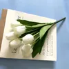 Flores decorativas El Artificial Flower Bouquet Table Party Wedding Home Decoration 9 Heads Bud Fake Tulips Novo Garden Touch Real Touch DIY