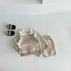 Zestawy odzieży Dziewczęce Dziewczyny Sweter Spring Autumn Baby Tops Knitting Shorts Dwuczęściowy 2024 Zrzuć przycisk kołnierza luźne