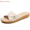 Hausschuhe 2024 Frauen Luxusdesigner Sommer Keilsandalen Plattform Offene Toe Anti-Rutsch Leder Casual Femal