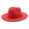 Berets Grass Green Wide Flat Brim Hat Travel Beach Ochrona przeciwsłoneczna Panama Słomka Jazz Fedora z paskiem