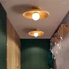 Corridor Corridor Aisle Wood Nordic Ins Personnalité Créative Balcon Porche simple Valeur de vesti