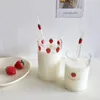 Verres à vin 340 ml INS Korea Glass Water Bottle Cup Office Café Fashion Café Cadeau transparent Drinkware Milk à Strawberry