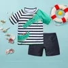 2 pièces Set Kids Swimsuit Courts Summer Vêtements Bearwear Shark Carton Impression des maillots de bain pour enfants 240412