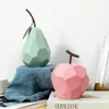 Decorative Figurines Resin Origami Apple Pear Ornaments Modern Minimalist Style Living Room Decora Model Soft Decorations Fruit