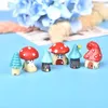 Decorative Figurines 3Pcs/Set Mini Cartoon Red Mushroom House 3 Types DIY Resin Fairy Garden Craft Decoration Miniature Micro Gnome