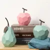 Decorative Figurines Resin Origami Apple Pear Ornaments Modern Minimalist Style Living Room Decora Model Soft Decorations Fruit