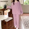 Ropa de dormir para mujeres duoJihui invernal color sólido pijama femenino set clásico de 8 colores O-cuello moda simple casual para mujeres