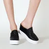 Slipare äkta läderplattform kil damer slip-on chunky sneaker comfy hög märke andningsbara sommarmulor skor