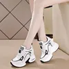 Casual schoenen dames 2024 Autumn Wedge Platform veter sneakers mode Hoge hakken Ademfortabel comfortabele sport