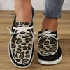 Casual Shoes 2024 Högkvalitativa kvinnors runda huvudlägenheter utomhus kvinnor färg matchande snörning leopard damer