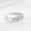 Pierścienie klastra STL-S925 Sterling Srebrna kropelka w kształcie symulowanego diamentowego pierścienia dla kobiet w Europie i Ameryce Lekka luksusowa korona na Instagram