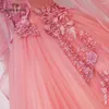 Party Dresses Noble Weiss Sexy Pink Prom Applices Beading Ball klänning V-ringen Bare Back See Through Tulle