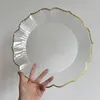 Assiettes acrylique servant du plastique de 13 pouces transparent avec une vaisselle d'événement de mariage en or bleu doré