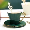 Filiżanki spodki złota kubek herbaty Zestaw porcelanowy Europejski kreatywny ceramiczny kubek luksusowy elegancki kubki akcesoria kuchenne
