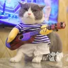 Vêtements pour chiens animaux de compagnie costumes de chat avec des vêtements de chats de guitare drôles vêtements de cosplay pour les chats cool p8j2