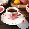 Tasses kawaii tasse de fraises en céramique tasse tasse de café tasses avec couvercles et cuillères petit déjeuner avoine de lait de lait à la maison